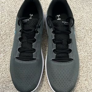 Men’s Under Armour Size 11.5 Charged Pursuit
